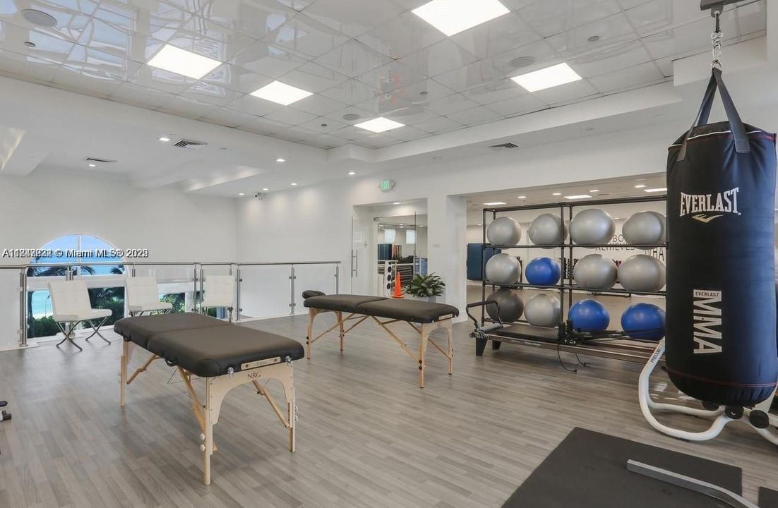 Active With Contract: $8,500 (2 beds, 2 baths, 1490 Square Feet)