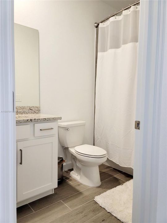 最近租的: $2,100 (4 贝兹, 3 浴室, 0 平方英尺)