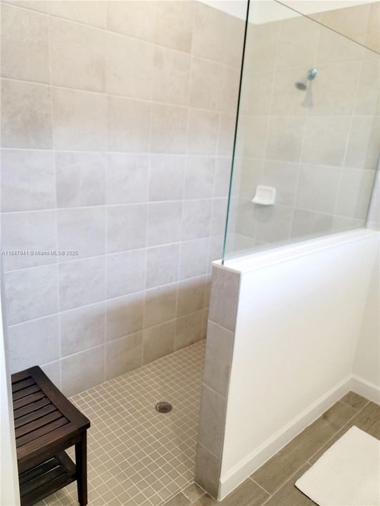 最近租的: $2,100 (4 贝兹, 3 浴室, 0 平方英尺)