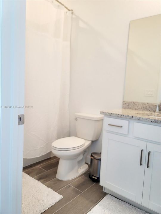 最近租的: $2,100 (4 贝兹, 3 浴室, 0 平方英尺)