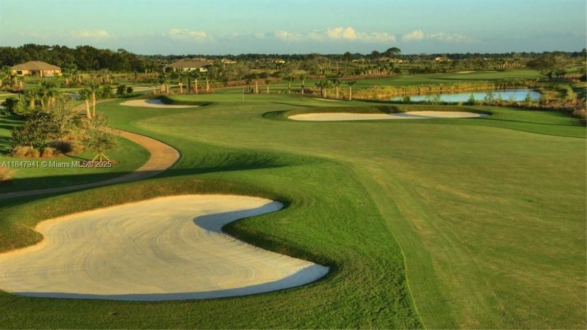 最近租的: $2,100 (4 贝兹, 3 浴室, 0 平方英尺)