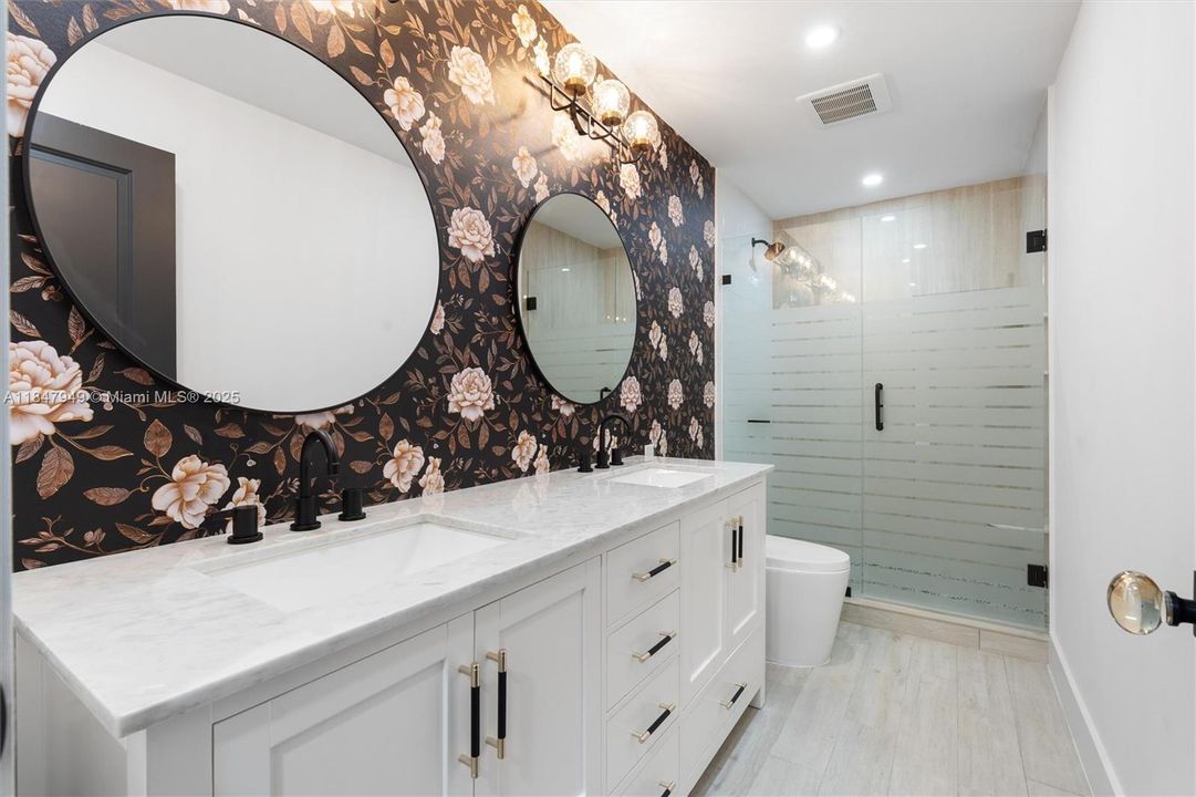 待售: $2,999,900 (5 贝兹, 4 浴室, 4596 平方英尺)