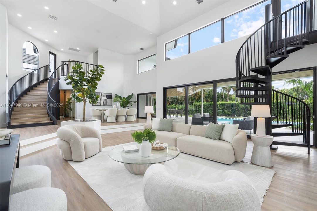 待售: $2,999,900 (5 贝兹, 4 浴室, 4596 平方英尺)