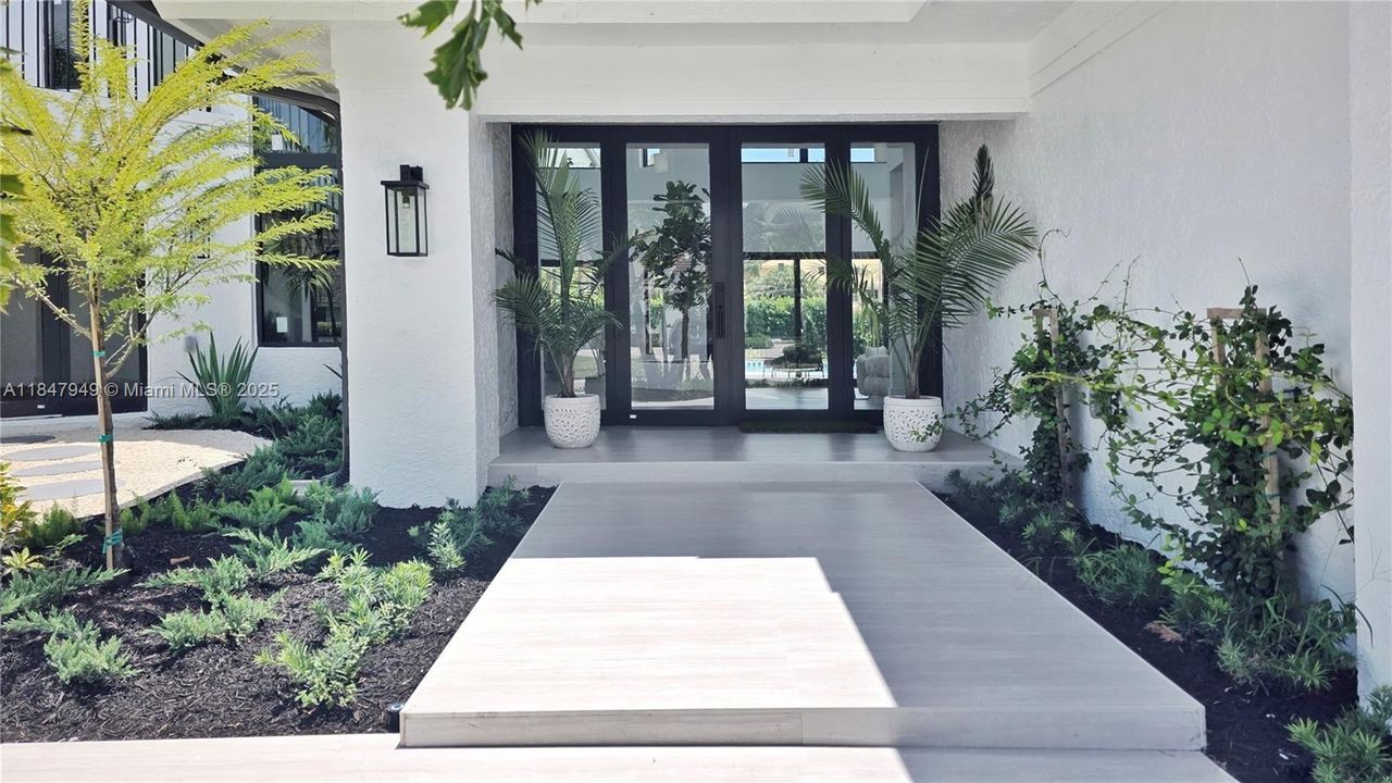 待售: $2,999,900 (5 贝兹, 4 浴室, 4596 平方英尺)