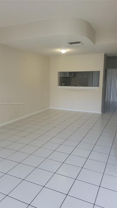 待售: $415,000 (2 贝兹, 1 浴室, 1110 平方英尺)