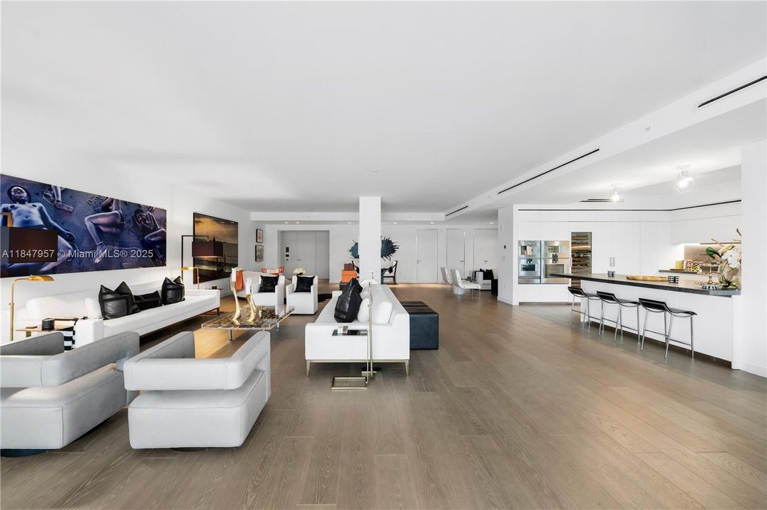 En Venta: $16,900,000 (4 camas, 4 baños, 4812 Pies cuadrados)