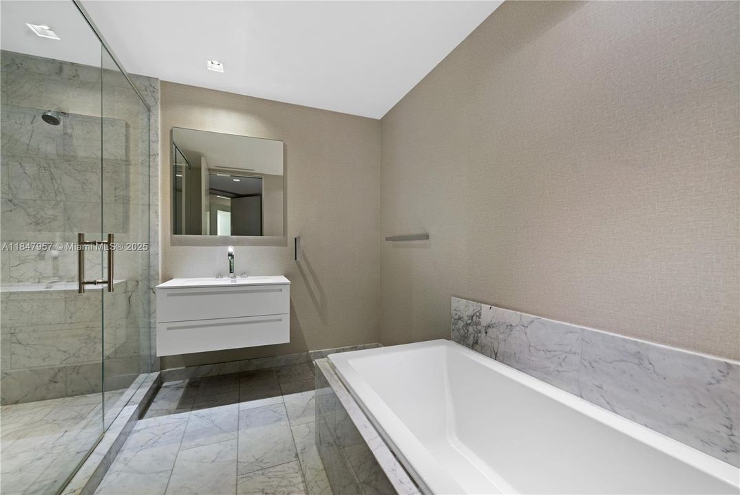 En Venta: $16,900,000 (4 camas, 4 baños, 4812 Pies cuadrados)