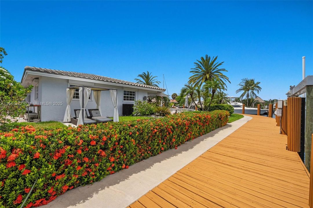 For Sale: $2,499,000 (3 beds, 2 baths, 0 Square Feet)