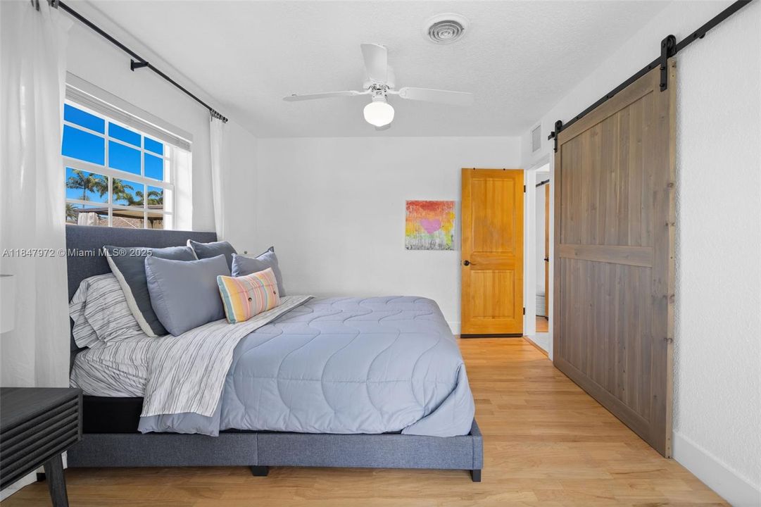 For Sale: $2,499,000 (3 beds, 2 baths, 0 Square Feet)