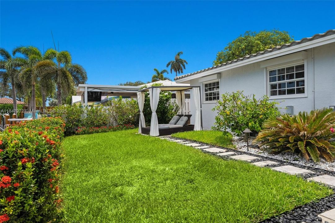 For Sale: $2,499,000 (3 beds, 2 baths, 0 Square Feet)