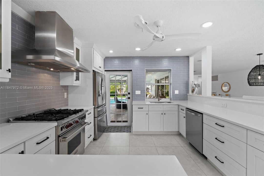 For Sale: $2,499,000 (3 beds, 2 baths, 0 Square Feet)