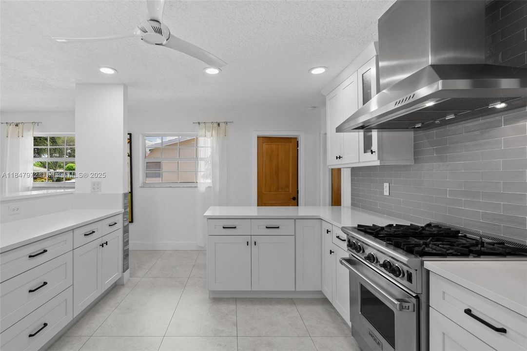 For Sale: $2,499,000 (3 beds, 2 baths, 0 Square Feet)