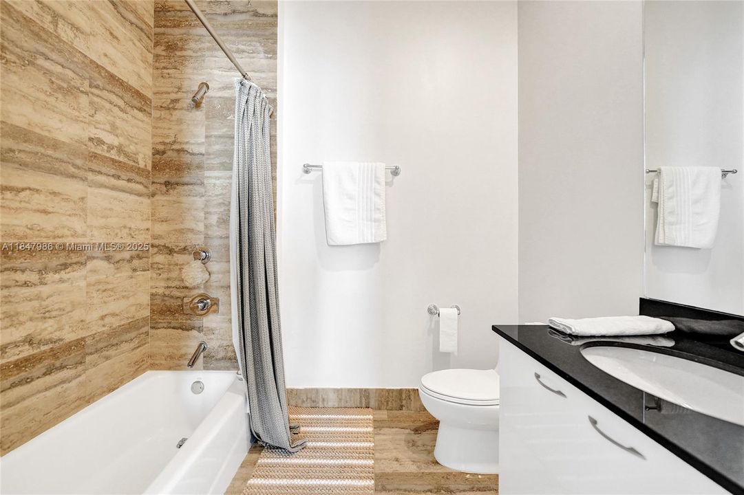 For Sale: $3,249,000 (3 beds, 3 baths, 2768 Square Feet)