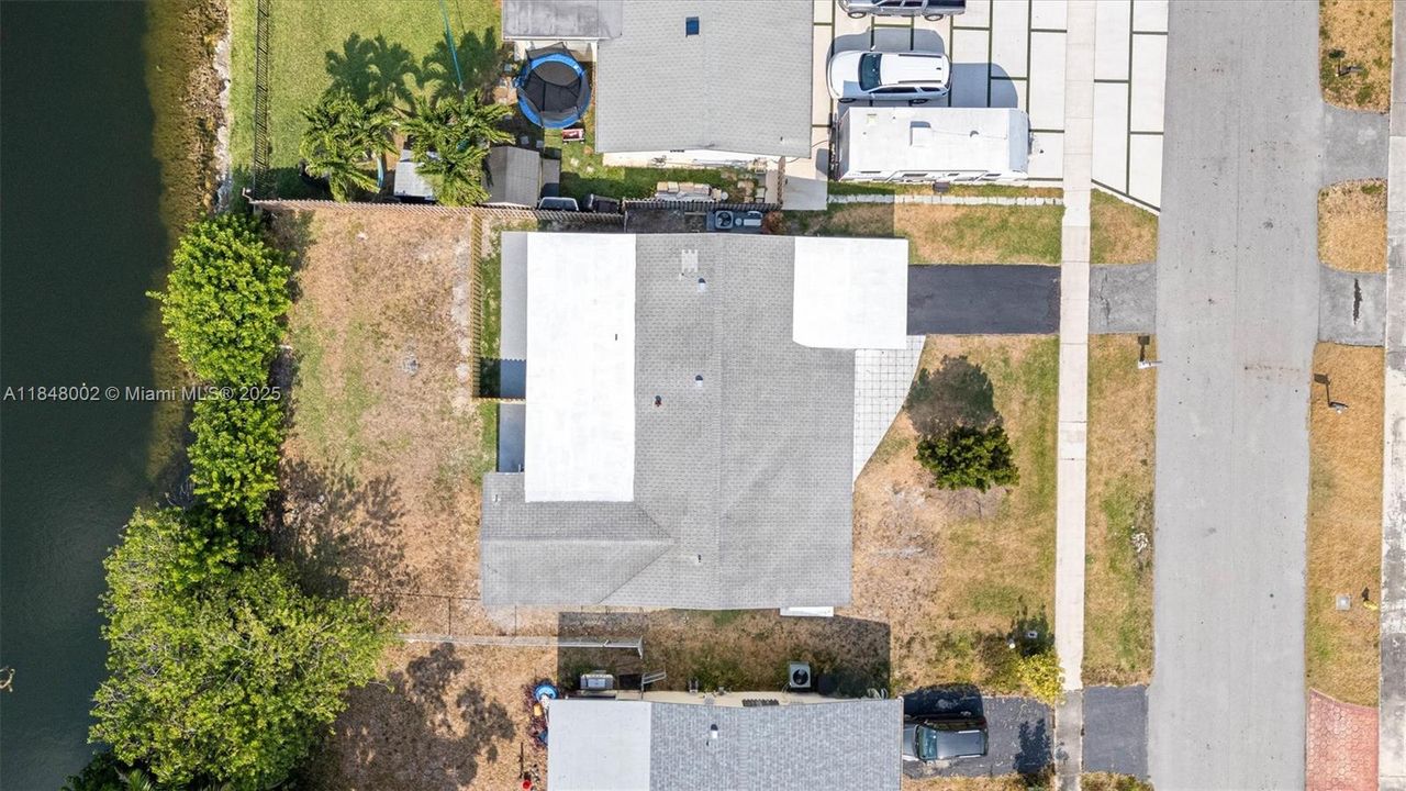 最近租的: $3,150 (3 贝兹, 2 浴室, 1266 平方英尺)