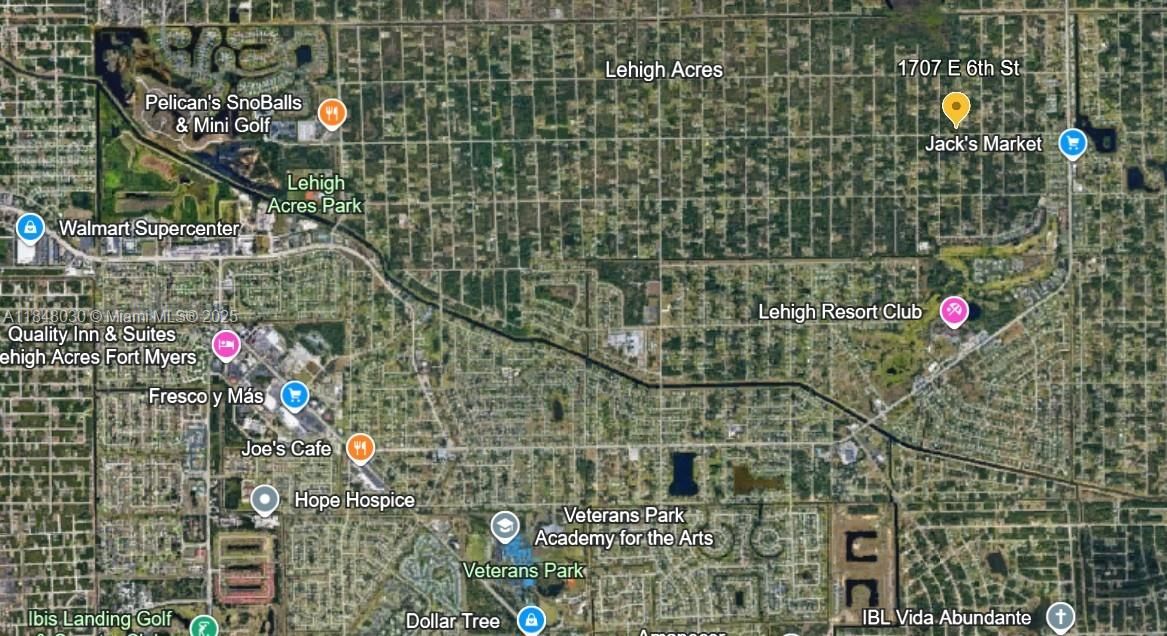 En Venta: $32,000 (0.25 acres)