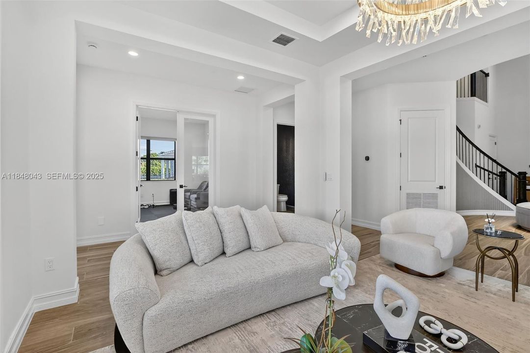 For Rent: $25,000 (6 beds, 6 baths, 6182 Square Feet)