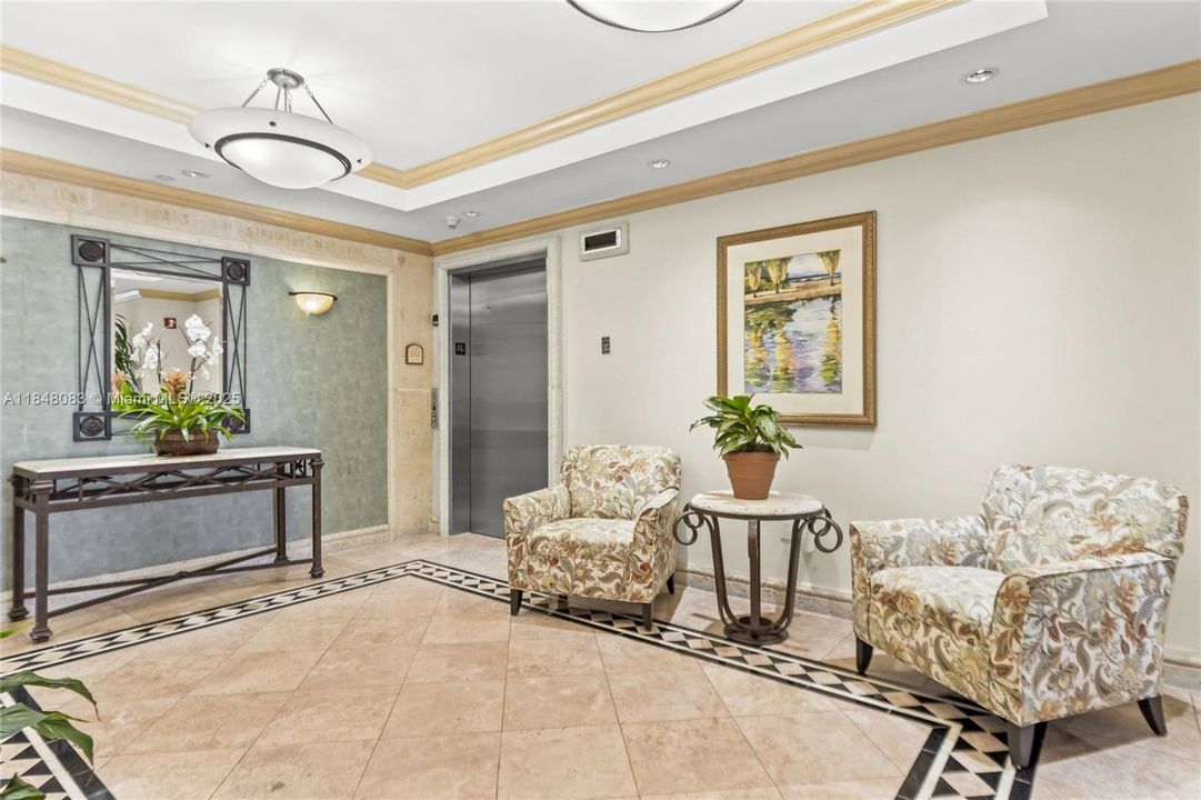 For Sale: $1,799,000 (3 beds, 2 baths, 1570 Square Feet)