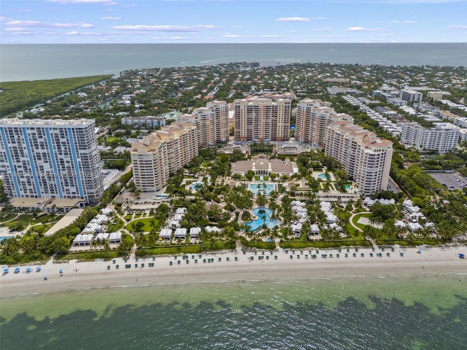 For Sale: $1,799,000 (3 beds, 2 baths, 1570 Square Feet)