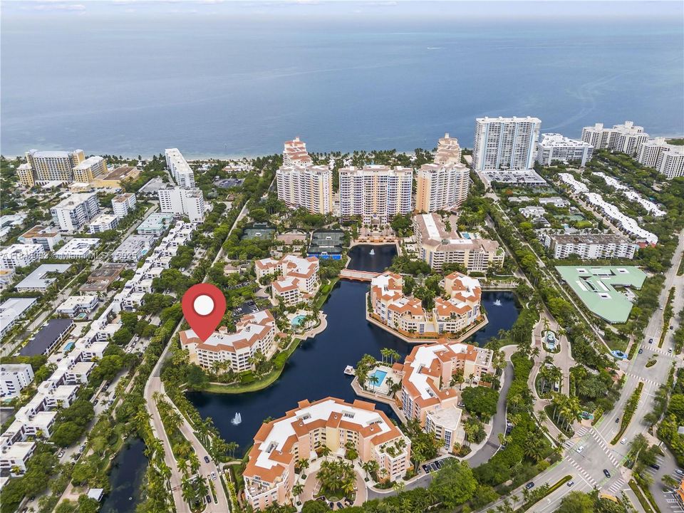 For Sale: $1,799,000 (3 beds, 2 baths, 1570 Square Feet)