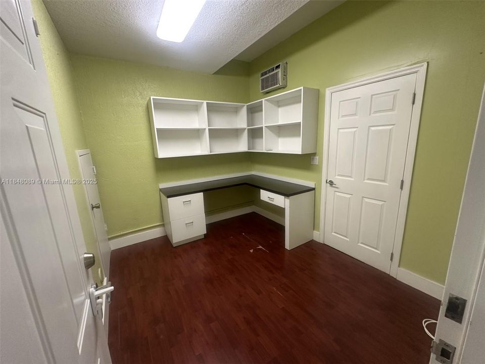 Недавно арендовано: $2,850 (3 спален, 2 ванн, 1705 Квадратных фут)