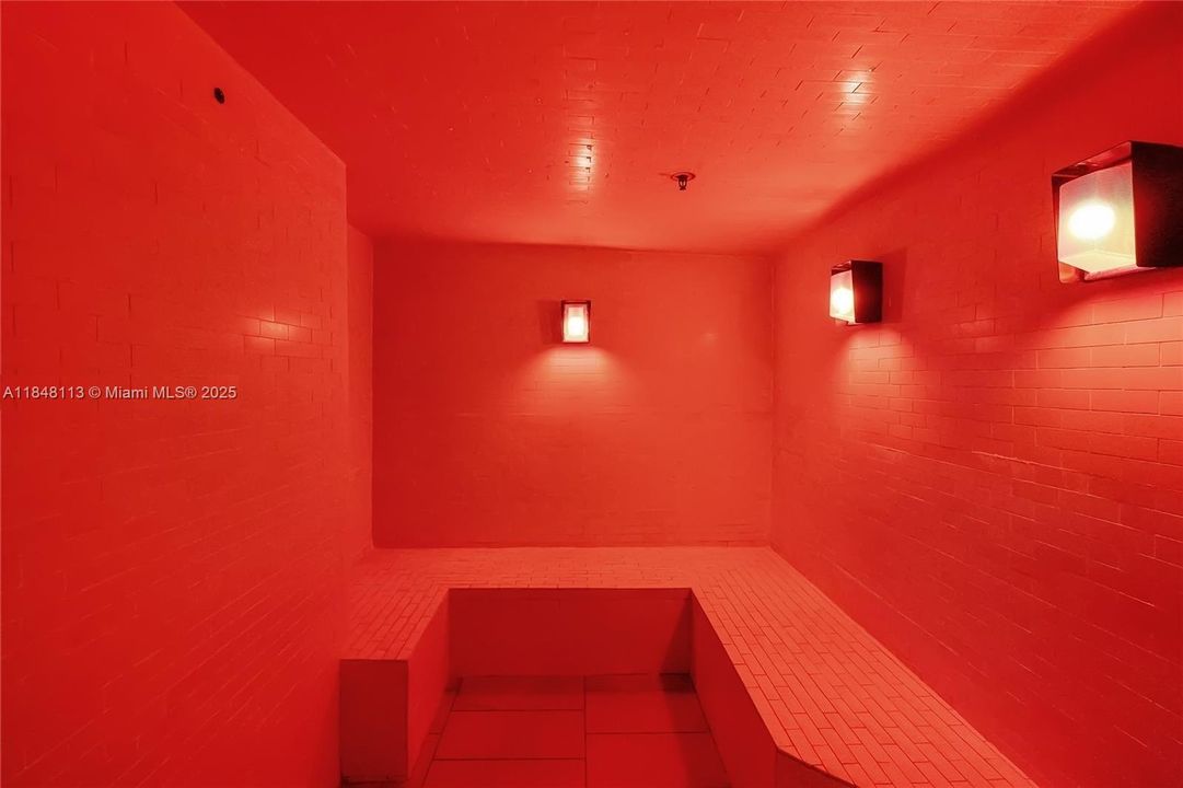 Recently Sold: $1,499,000 (3 beds, 3 baths, 1841 Square Feet)