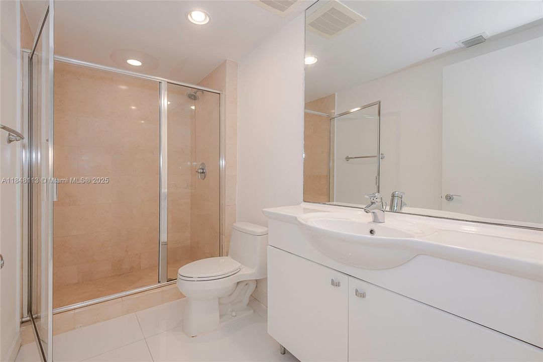 Recently Sold: $1,499,000 (3 beds, 3 baths, 1841 Square Feet)