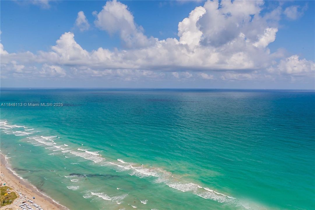 Recently Sold: $1,499,000 (3 beds, 3 baths, 1841 Square Feet)