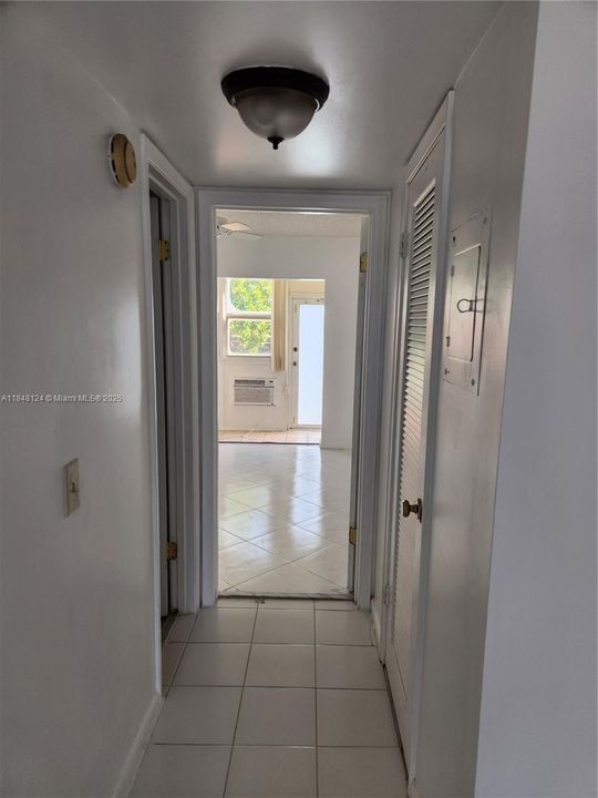 待售: $69,900 (1 贝兹, 1 浴室, 593 平方英尺)