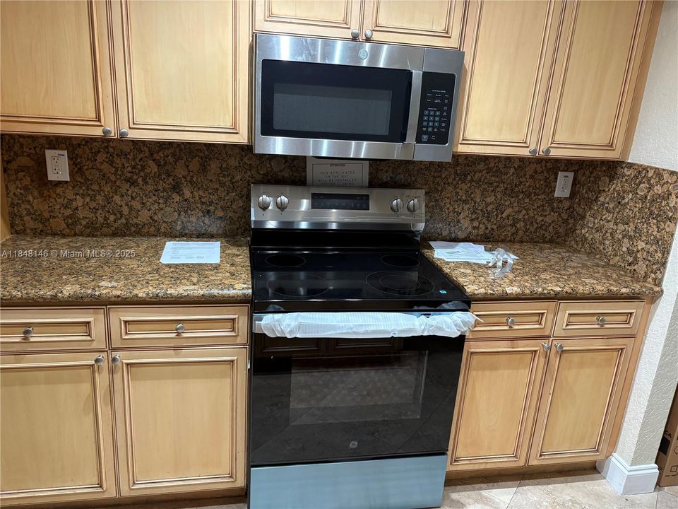 En Venta: $399,000 (3 camas, 2 baños, 1764 Pies cuadrados)