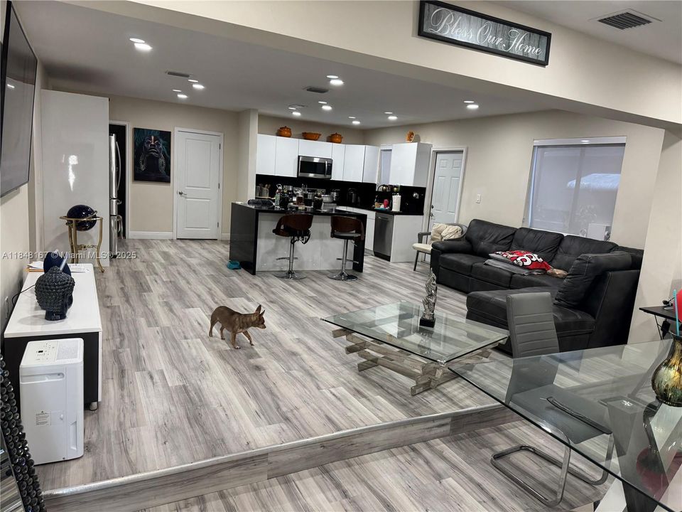 На продажу: $780,000 (4 спален, 3 ванн, 2043 Квадратных фут)