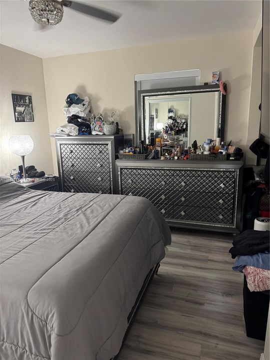 На продажу: $780,000 (4 спален, 3 ванн, 2043 Квадратных фут)