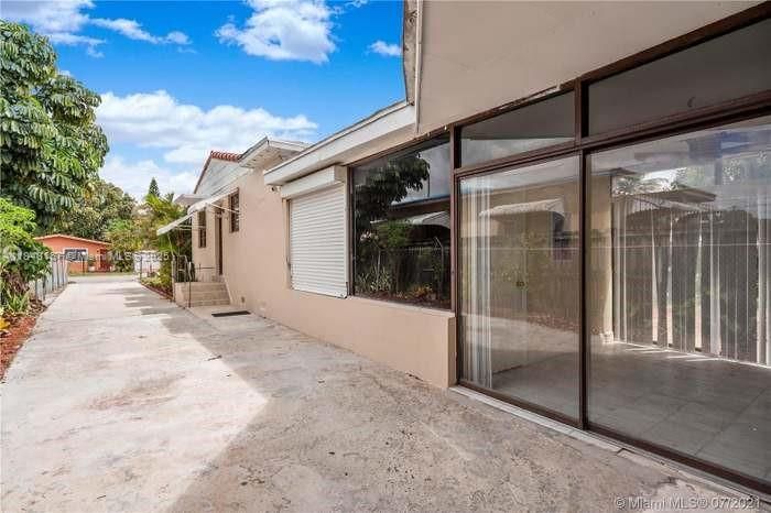 На продажу: $780,000 (4 спален, 3 ванн, 2043 Квадратных фут)