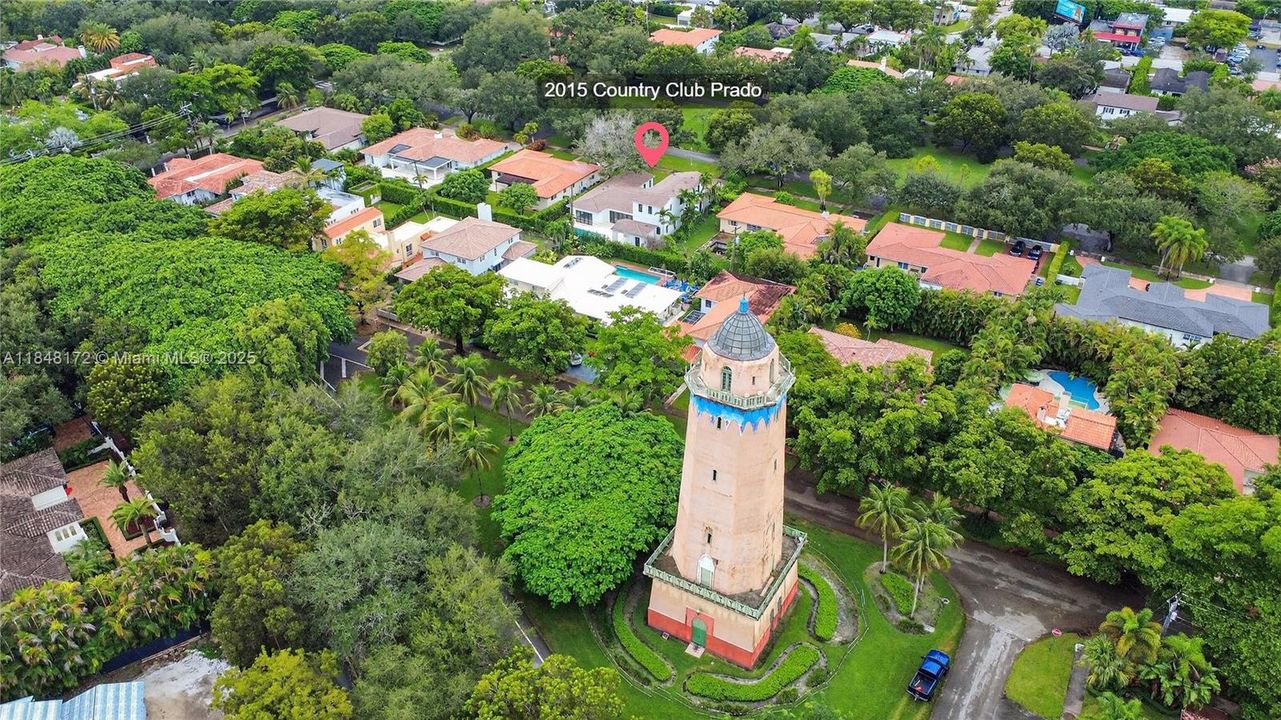 Active With Contract: $4,990,000 (6 beds, 7 baths, 4135 Square Feet)