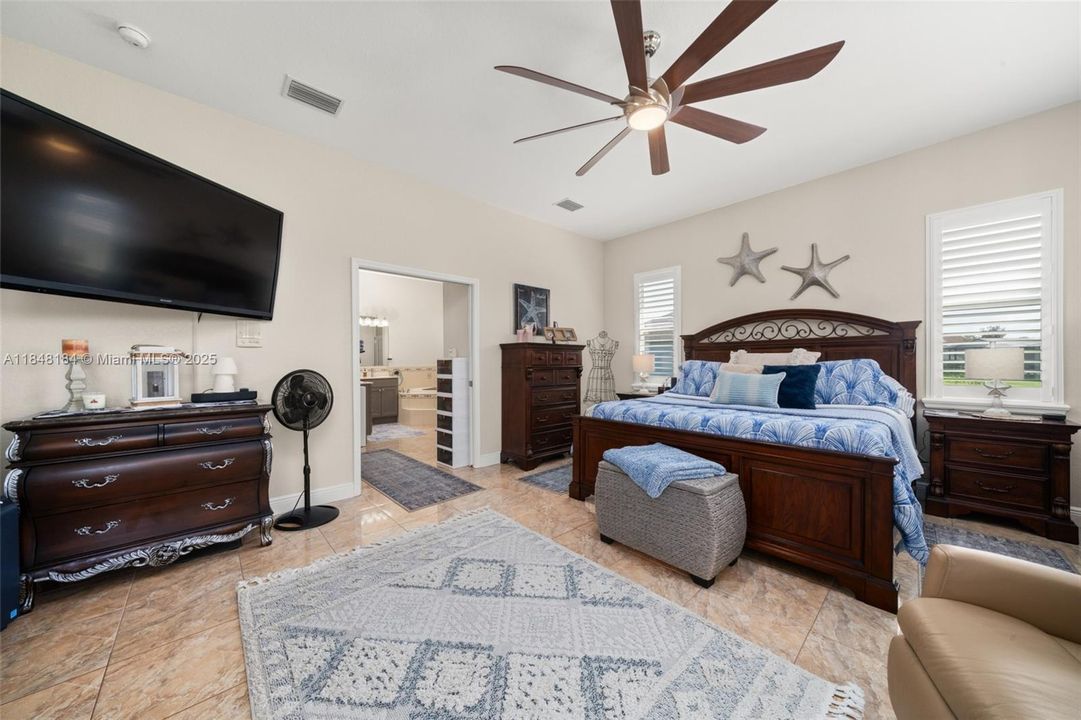 待售: $468,900 (4 贝兹, 2 浴室, 2326 平方英尺)