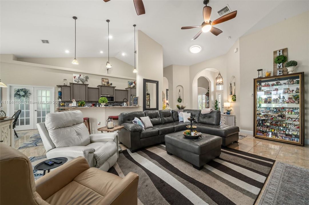 待售: $468,900 (4 贝兹, 2 浴室, 2326 平方英尺)