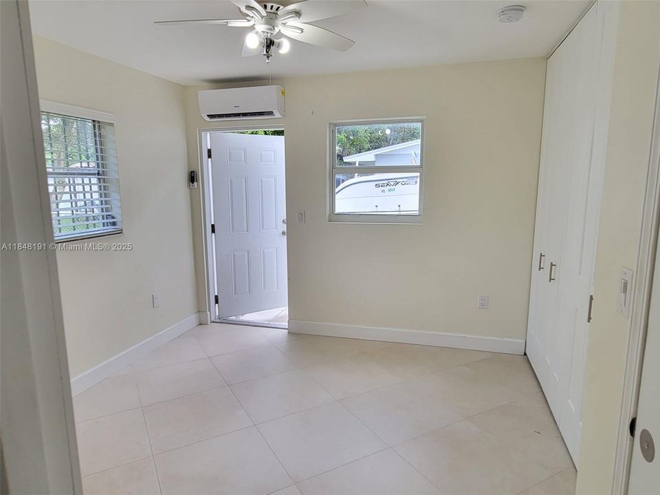 Recently Rented: $875 (1 beds, 1 baths, 0 Square Feet)