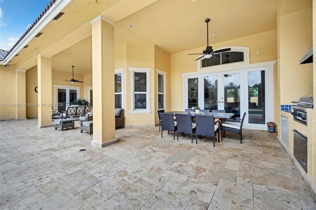 For Sale: $4,700,000 (7 beds, 6 baths, 5007 Square Feet)