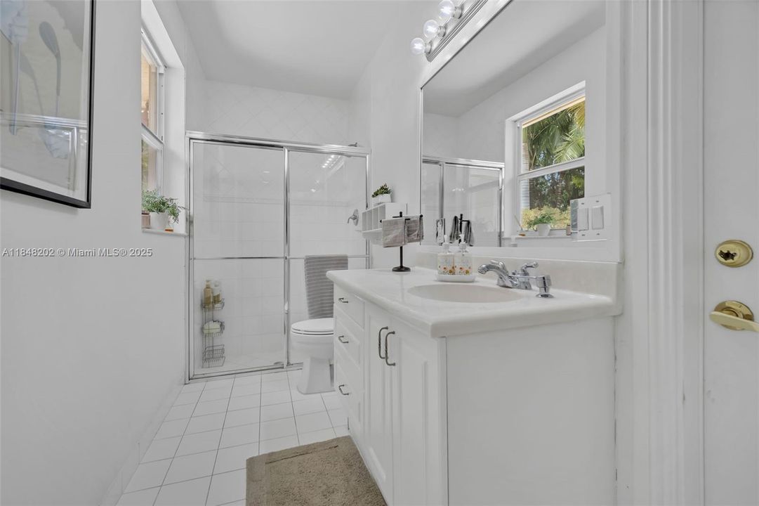 For Sale: $4,700,000 (7 beds, 6 baths, 5007 Square Feet)