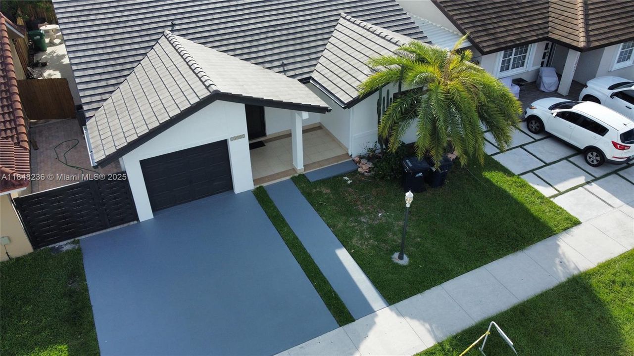 En Renta: $1,350 (1 camas, 1 baños, 1869 Pies cuadrados)