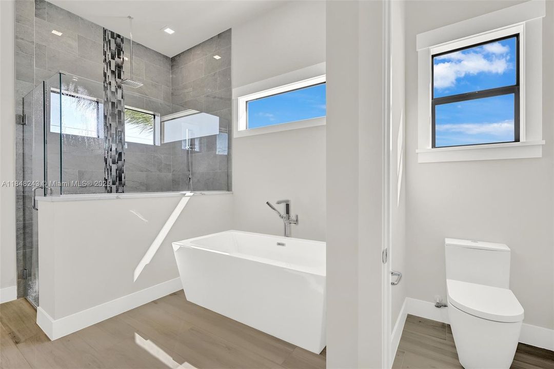 待售: $2,199,000 (4 贝兹, 4 浴室, 3422 平方英尺)