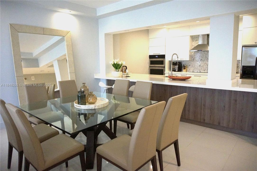 Recently Rented: $8,000 (2 beds, 2 baths, 1532 Square Feet)