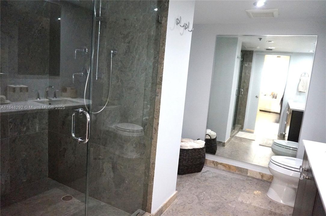 Recently Rented: $8,000 (2 beds, 2 baths, 1532 Square Feet)