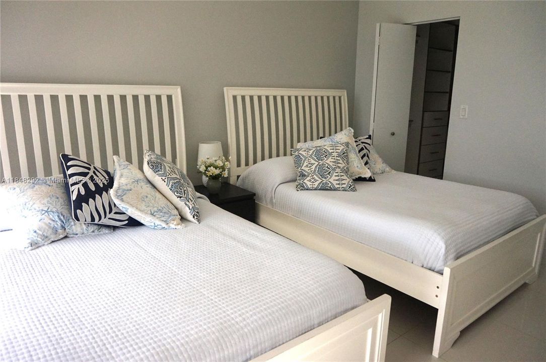 Recently Rented: $8,000 (2 beds, 2 baths, 1532 Square Feet)