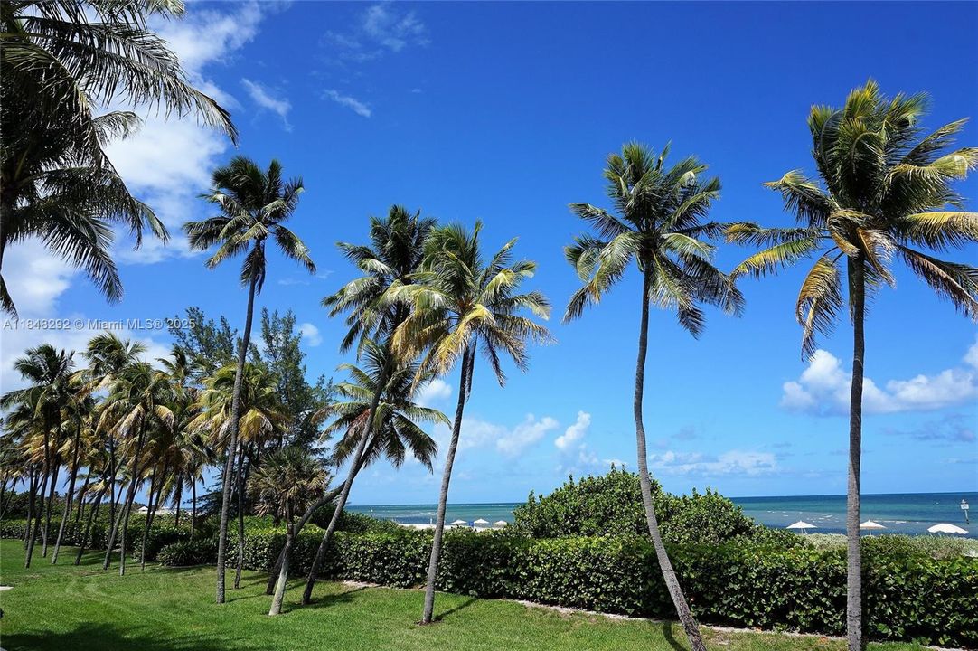 Recently Rented: $8,000 (2 beds, 2 baths, 1532 Square Feet)