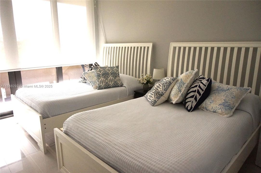 Recently Rented: $8,000 (2 beds, 2 baths, 1532 Square Feet)