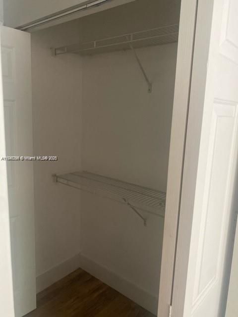 Activo con contrato: $253,000 (2 camas, 2 baños, 981 Pies cuadrados)