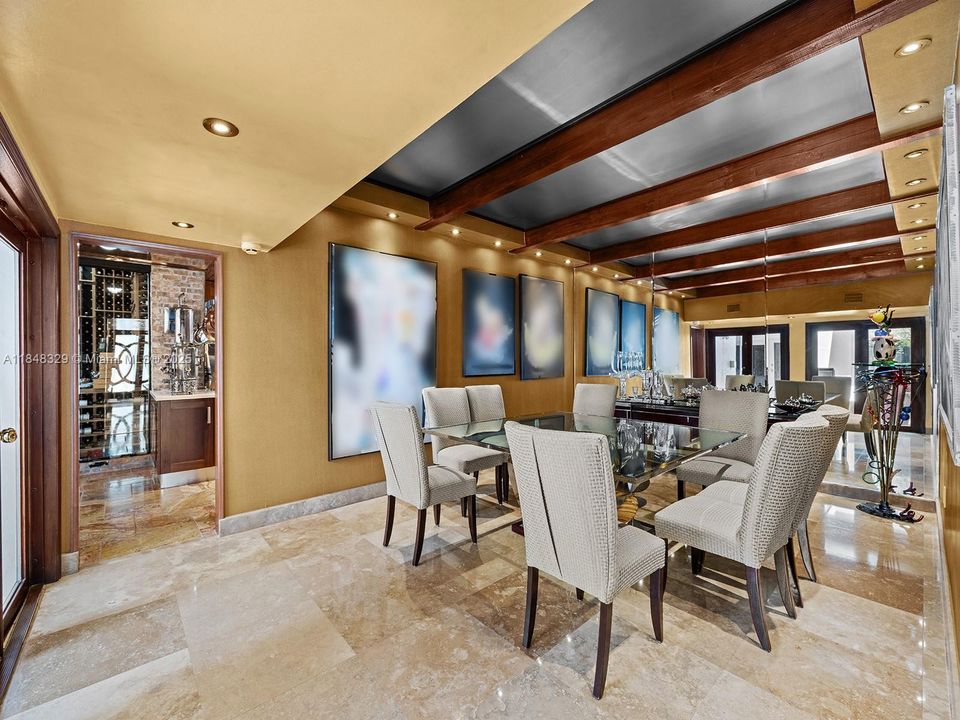 For Sale: $2,100,000 (5 beds, 5 baths, 4319 Square Feet)