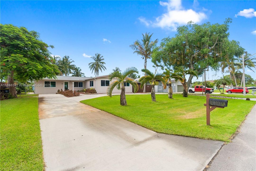 Vendido Recientemente: $920,000 (3 camas, 2 baños, 2094 Pies cuadrados)