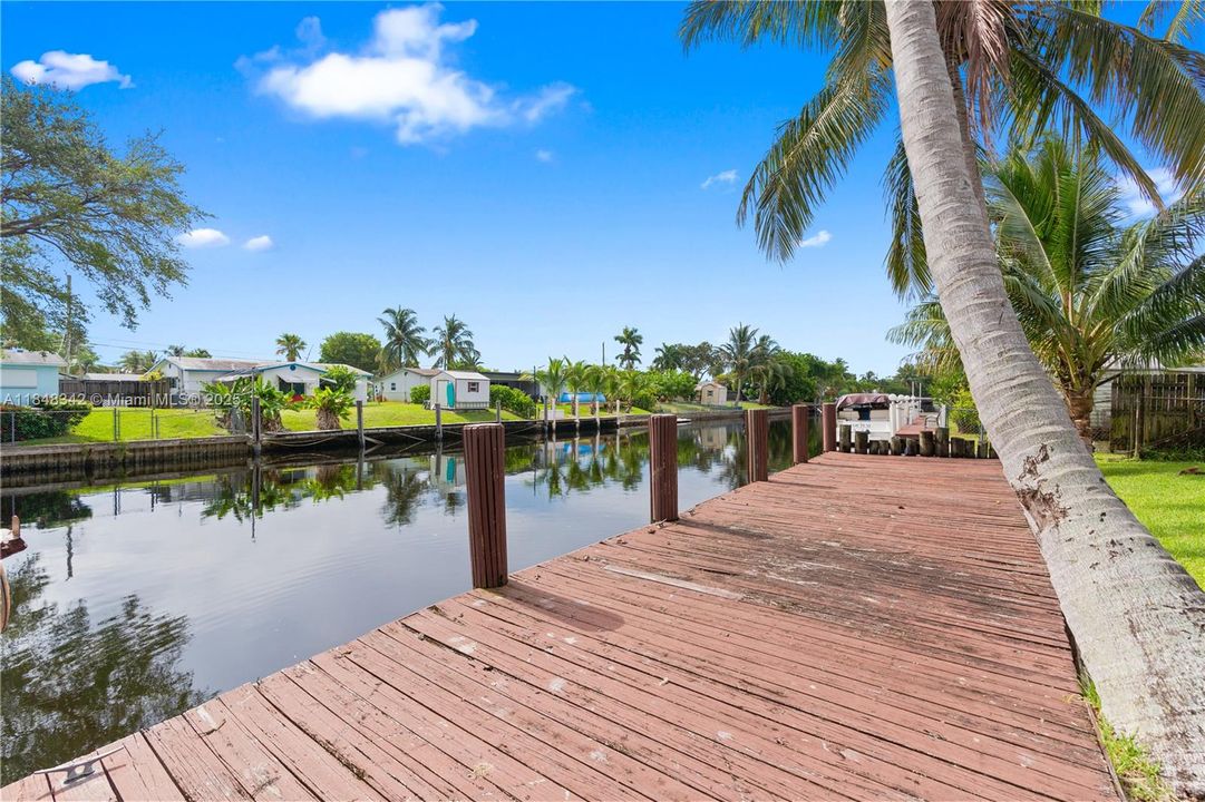 Vendido Recientemente: $920,000 (3 camas, 2 baños, 2094 Pies cuadrados)