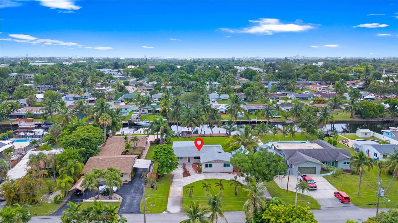 Vendido Recientemente: $920,000 (3 camas, 2 baños, 2094 Pies cuadrados)